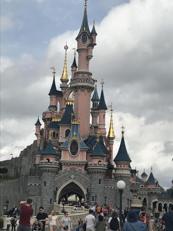 Victoria Family House Disneyland Paris Serris Exterior photo